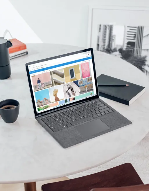 Laptop untuk bekerja dari rumah